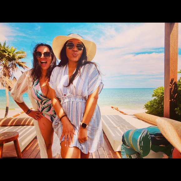 Meet your Posher, Lilly - Picture 1 of 8